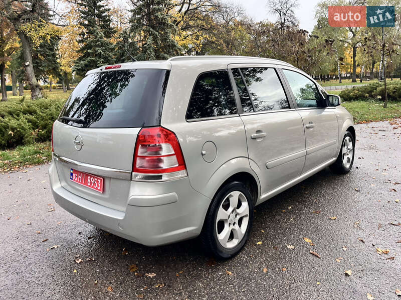 Мінівен Opel Zafira 2011 в Білій Церкві фото 17 Мінівен Opel Zafira 2011 в Білій Церкві