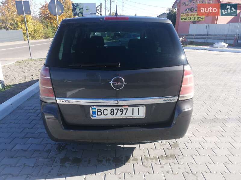 Мінівен Opel Zafira 2011 в Львові