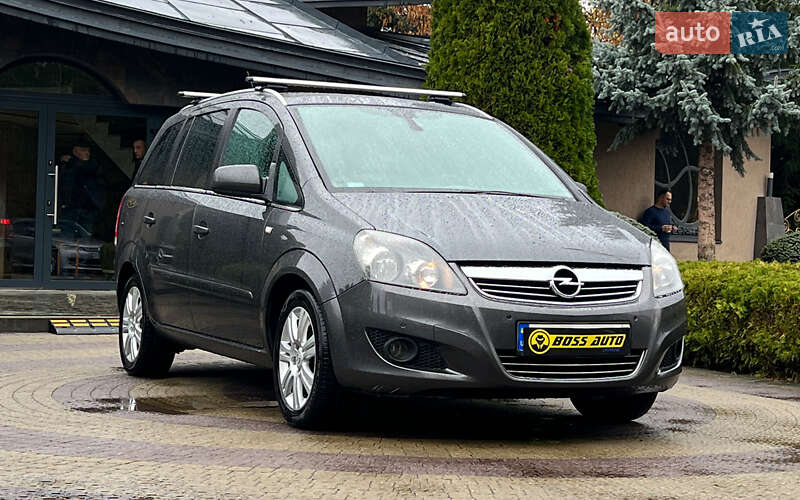Opel Zafira 2011 Opel Zafira 2011