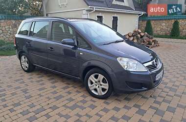 Минивэн Opel Zafira 2009 в 