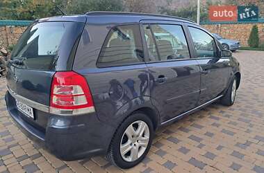 Минивэн Opel Zafira 2009 в 