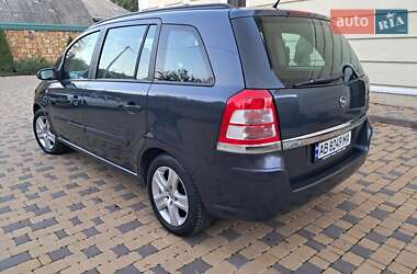 Минивэн Opel Zafira 2009 в 
