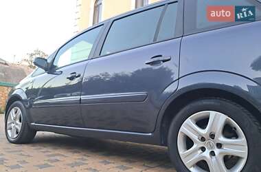 Минивэн Opel Zafira 2009 в 