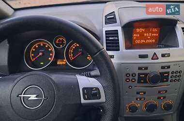 Минивэн Opel Zafira 2009 в 
