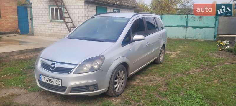 Мінівен Opel Zafira 2007 в Черкасах фото Мінівен Opel Zafira 2007 в Черкасах