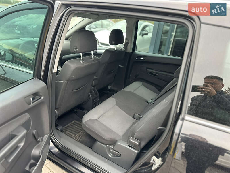 Мінівен Opel Zafira 2007 в Рівному фото 17 Мінівен Opel Zafira 2007 в Рівному