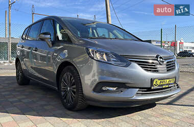 Мінівен Opel Zafira 2019 в Стрию