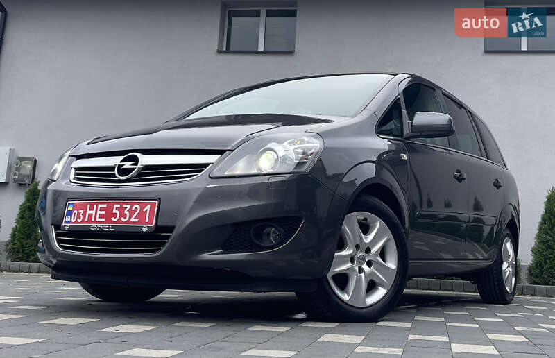 Мінівен Opel Zafira 2011 в Дрогобичі фото 2 Мінівен Opel Zafira 2011 в Дрогобичі