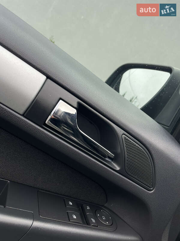 Мінівен Opel Zafira 2011 в Дрогобичі фото 41 Мінівен Opel Zafira 2011 в Дрогобичі