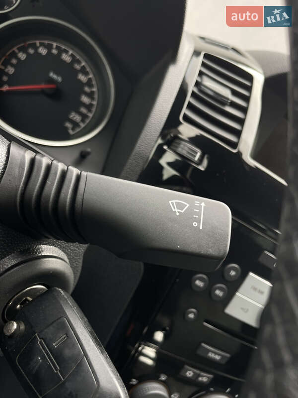 Мінівен Opel Zafira 2011 в Дрогобичі фото 44 Мінівен Opel Zafira 2011 в Дрогобичі