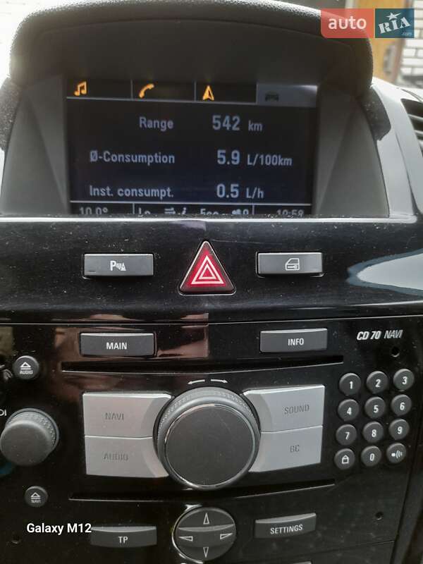 Мінівен Opel Zafira 2011 в Соснівці