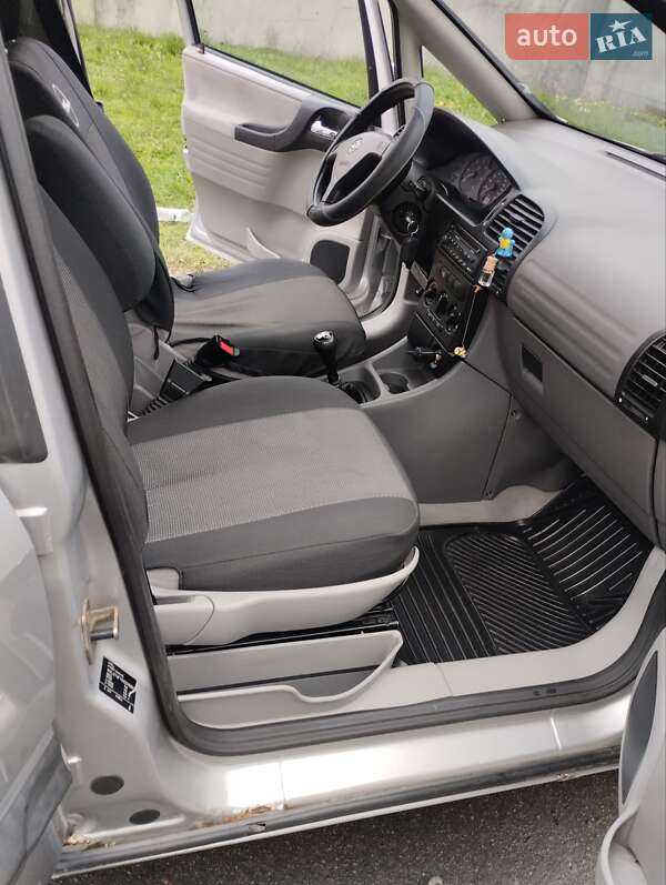 Минивэн Opel Zafira 1999 в Луцке фото 9 Минивэн Opel Zafira 1999 в Луцке