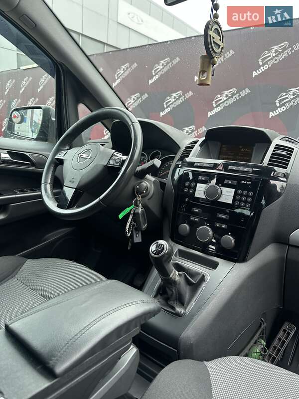 Минивэн Opel Zafira 2011 в Сумах фото 27 Минивэн Opel Zafira 2011 в Сумах