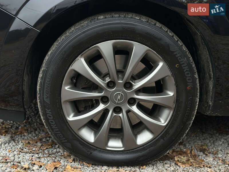 Минивэн Opel Zafira 2010 в Виннице