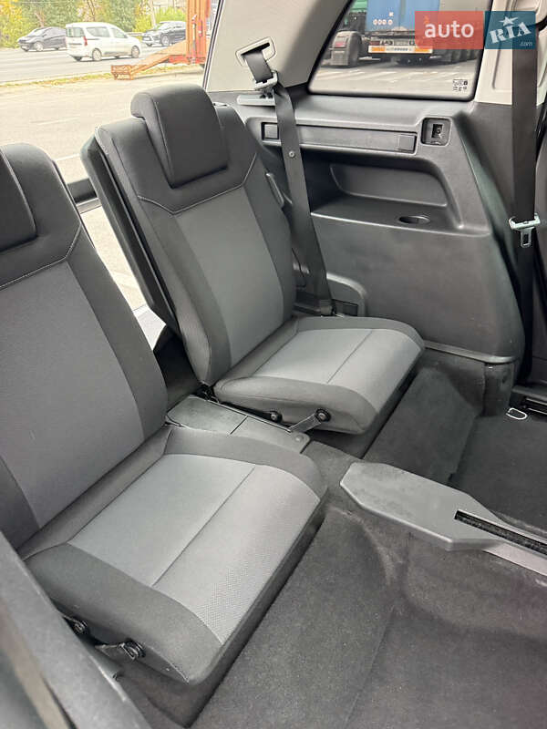 Минивэн Opel Zafira 2008 в Киеве