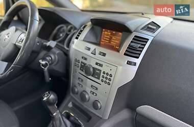 Мінівен Opel Zafira 2009 в  фото 11 Мінівен Opel Zafira 2009 в