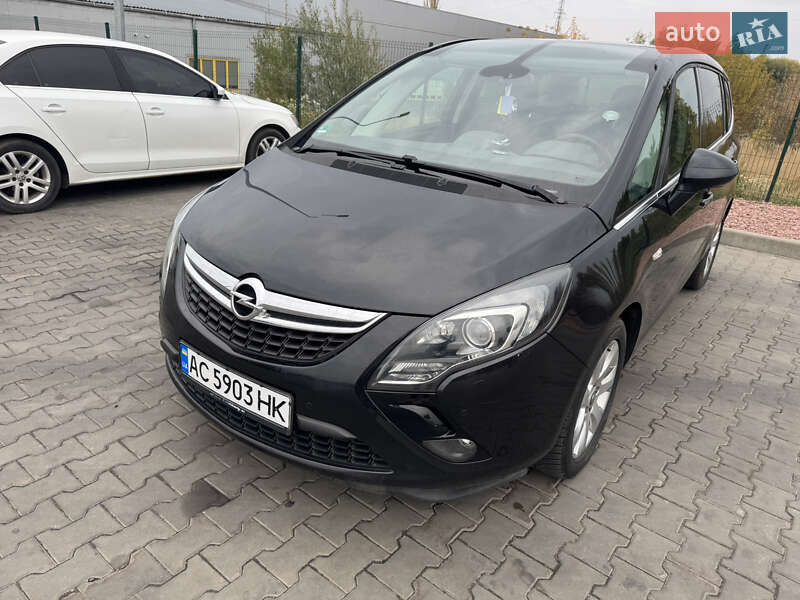 Минивэн Opel Zafira 2012 в Луцке