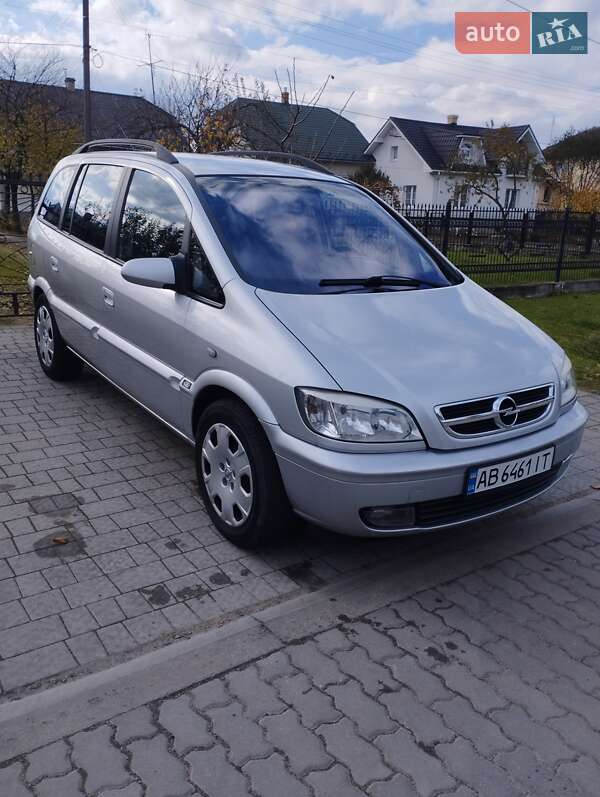 Минивэн Opel Zafira 2004 в Виннице