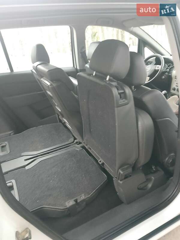 Мінівен Opel Zafira 2008 в Сараті
