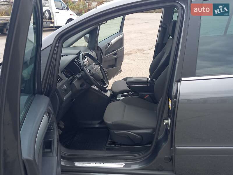 Минивэн Opel Zafira 2010 в Белой Церкви фото 23 Минивэн Opel Zafira 2010 в Белой Церкви