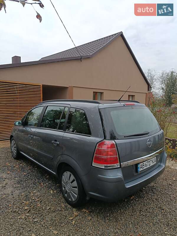 Мінівен Opel Zafira 2006 в Вінниці