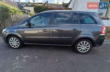 Минивэн Opel Zafira 2010 в Белой Церкви