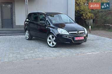 Минивэн Opel Zafira 2009 в Коростене