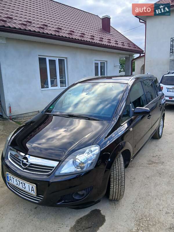 Минивэн Opel Zafira 2009 в Надворной фото 2 Минивэн Opel Zafira 2009 в Надворной