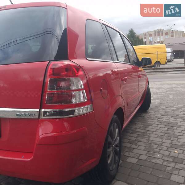 Минивэн Opel Zafira 2010 в Староконстантинове фото 12 Минивэн Opel Zafira 2010 в Староконстантинове