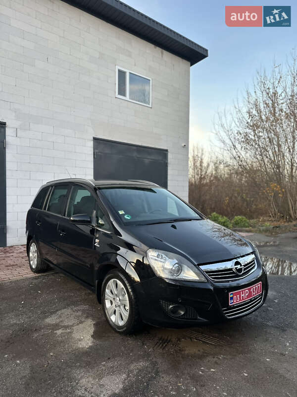 Opel Zafira 2008