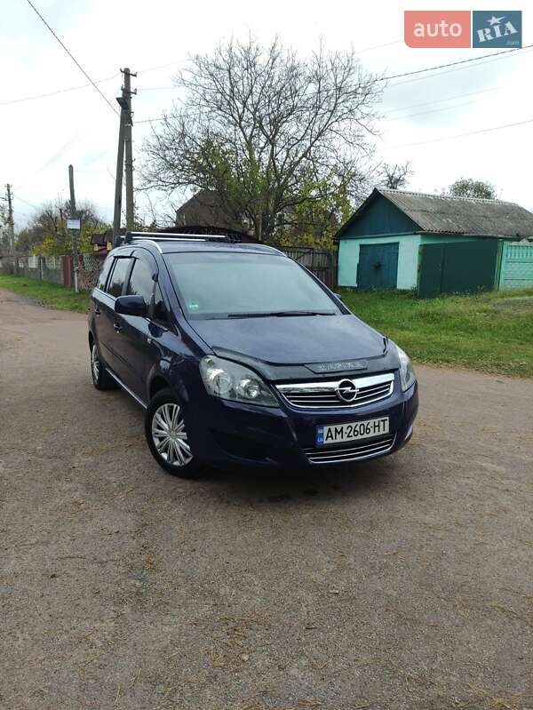 Минивэн Opel Zafira 2012 в Коростене фото 6 Минивэн Opel Zafira 2012 в Коростене