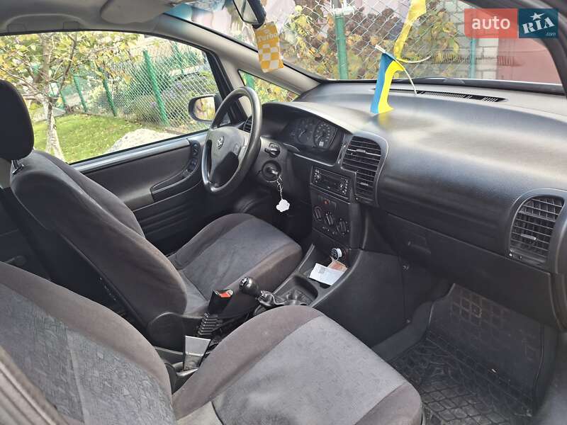 Минивэн Opel Zafira 2002 в Здолбунове фото 9 Минивэн Opel Zafira 2002 в Здолбунове