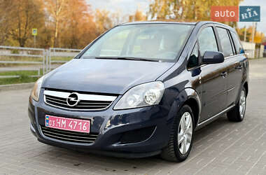 Минивэн Opel Zafira 2011 в Тернополе