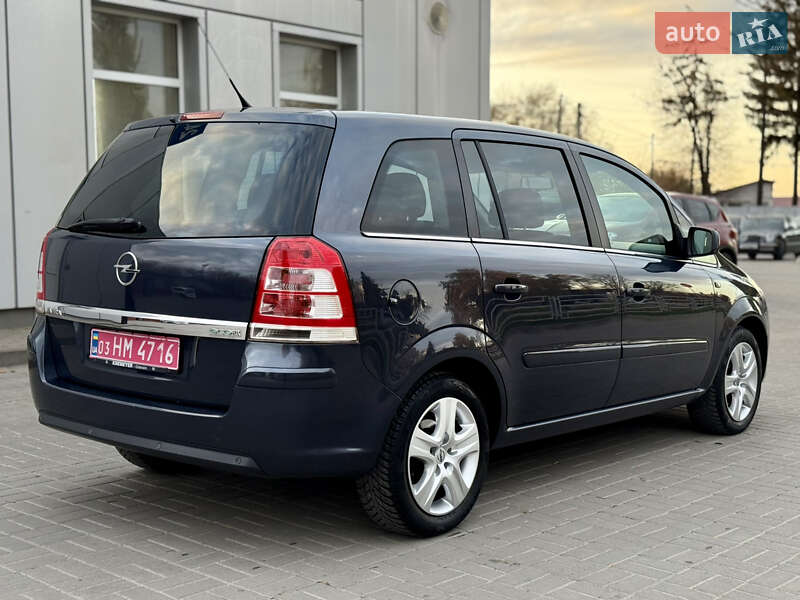 Мінівен Opel Zafira 2011 в Тернополі