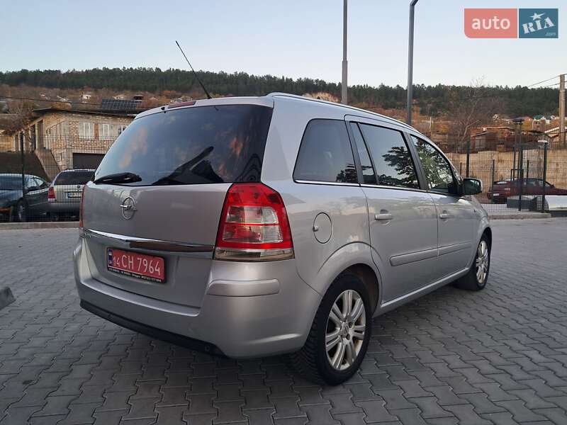 Минивэн Opel Zafira 2012 в Могилев-Подольске фото 18 Минивэн Opel Zafira 2012 в Могилев-Подольске