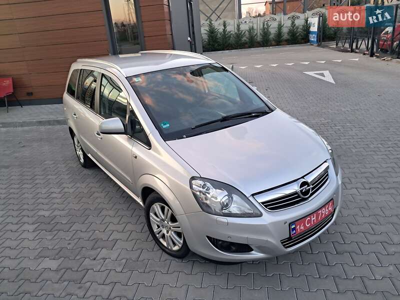 Минивэн Opel Zafira 2012 в Могилев-Подольске фото 23 Минивэн Opel Zafira 2012 в Могилев-Подольске
