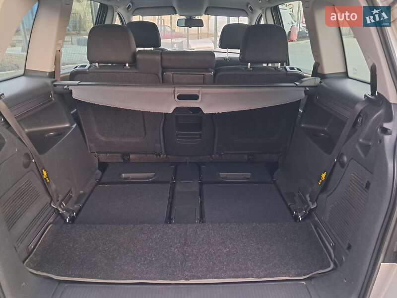 Минивэн Opel Zafira 2012 в Могилев-Подольске фото 56 Минивэн Opel Zafira 2012 в Могилев-Подольске