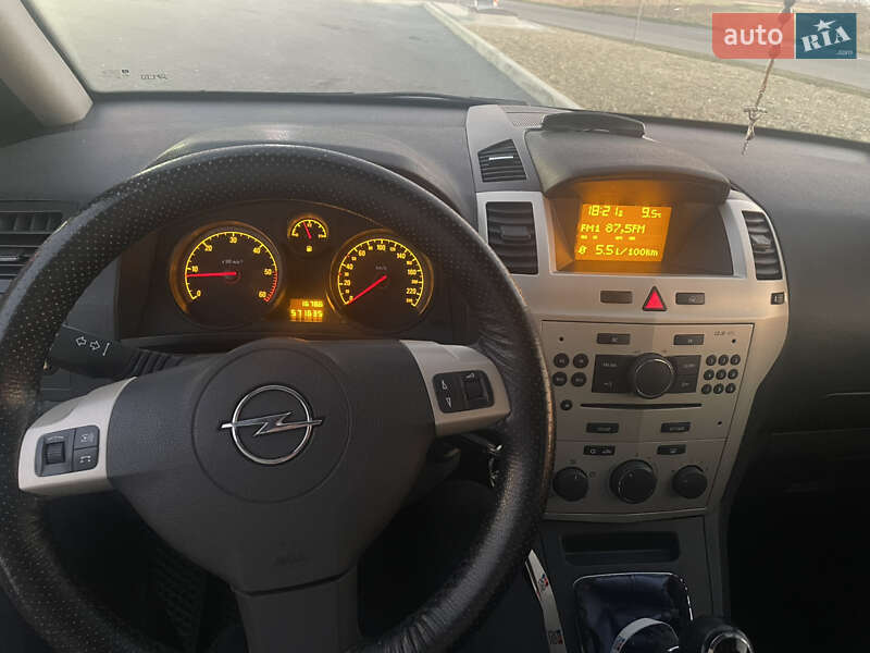 Минивэн Opel Zafira 2009 в Буске фото 7 Минивэн Opel Zafira 2009 в Буске