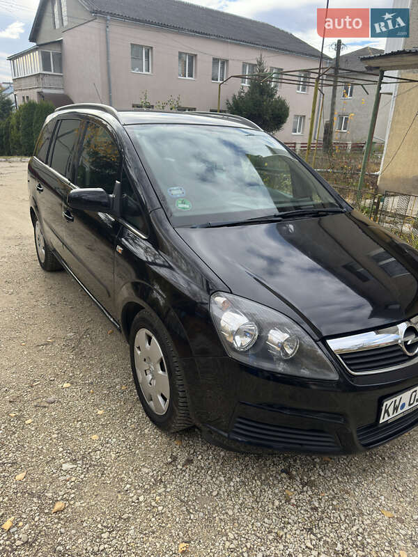 Минивэн Opel Zafira 2005 в Збараже