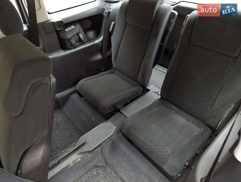 Минивэн Opel Zafira 2003 в Николаеве