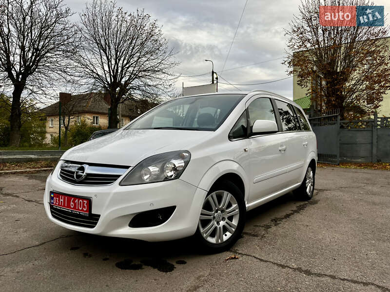 Минивэн Opel Zafira 2013 в Луцке фото Минивэн Opel Zafira 2013 в Луцке