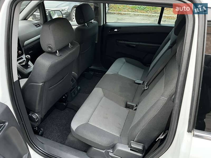 Минивэн Opel Zafira 2013 в Луцке фото 14 Минивэн Opel Zafira 2013 в Луцке