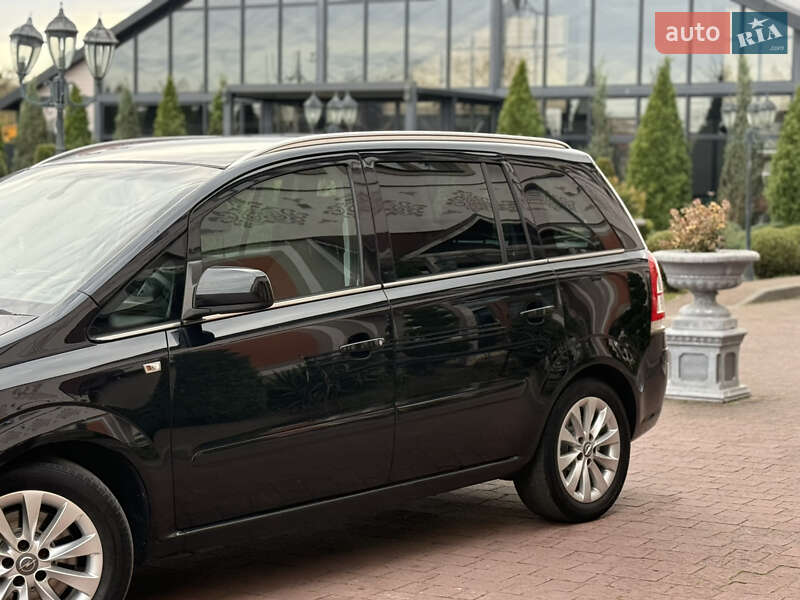 Минивэн Opel Zafira 2014 в Стрые