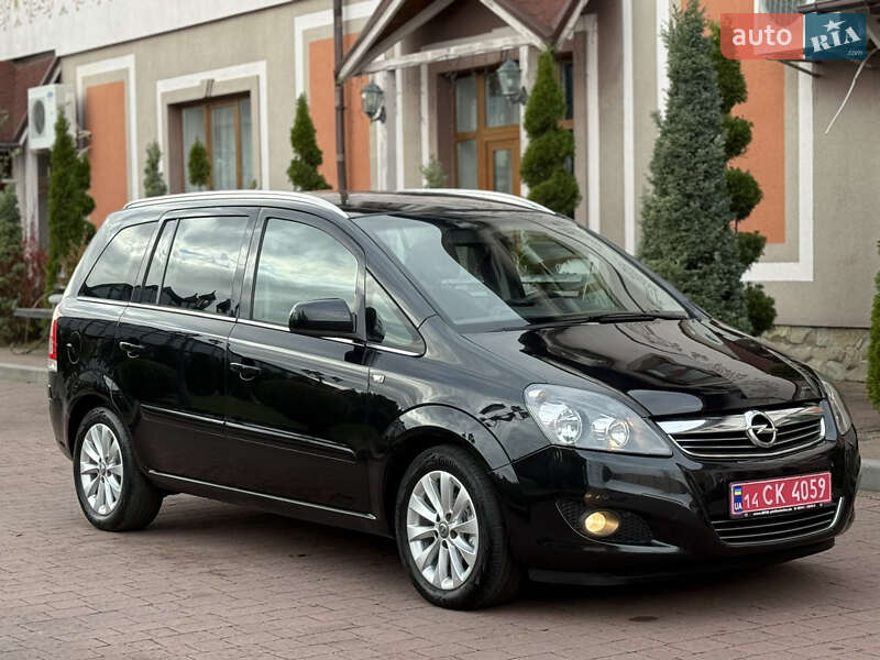Минивэн Opel Zafira 2014 в Стрые