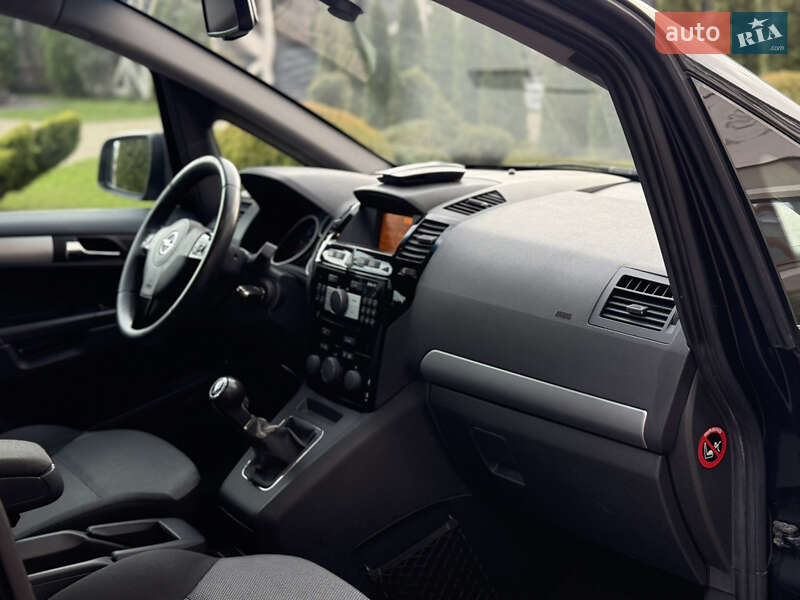 Минивэн Opel Zafira 2014 в Стрые