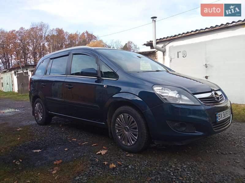 Минивэн Opel Zafira 2011 в Шепетовке фото 3 Минивэн Opel Zafira 2011 в Шепетовке