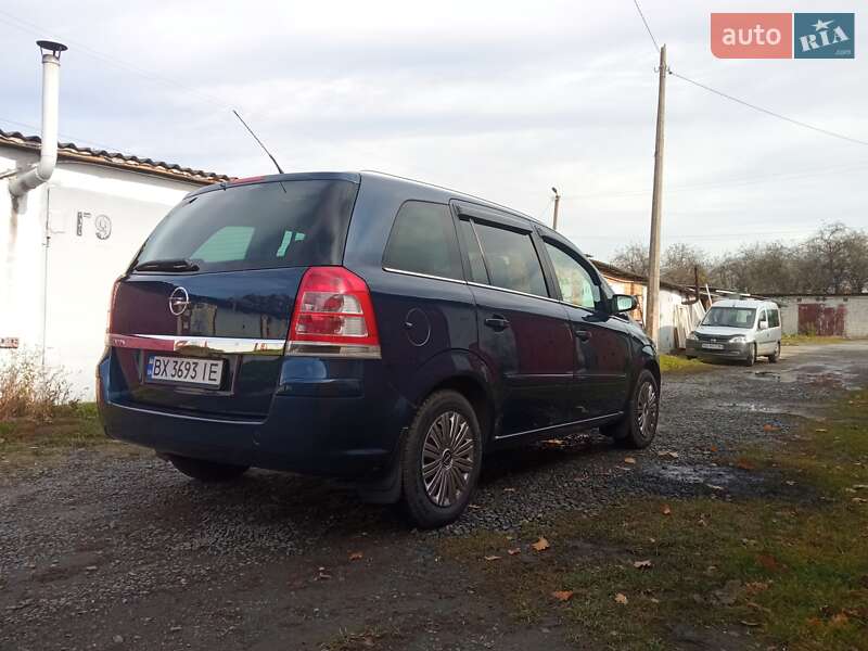 Минивэн Opel Zafira 2011 в Шепетовке фото 7 Минивэн Opel Zafira 2011 в Шепетовке