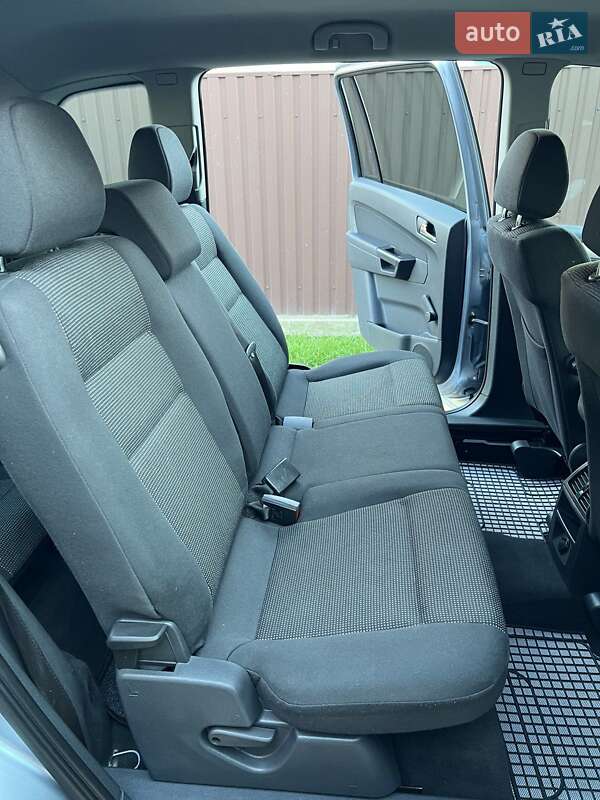 Мінівен Opel Zafira 2010 в Луцьку фото 14 Мінівен Opel Zafira 2010 в Луцьку