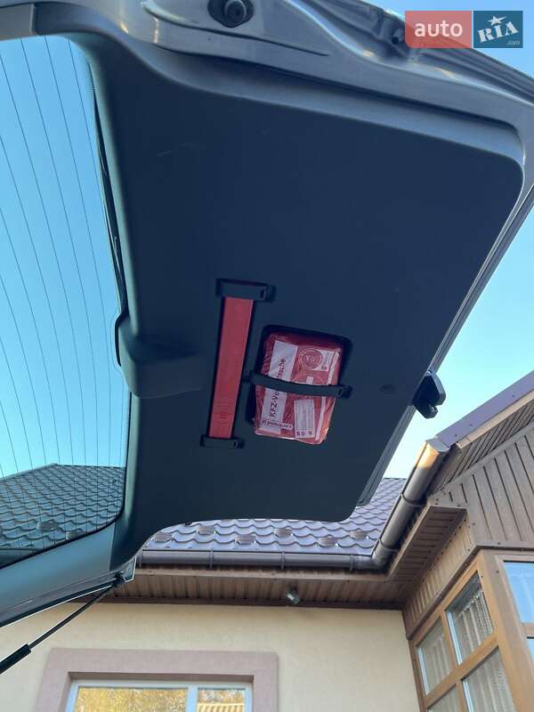 Мінівен Opel Zafira 2010 в Луцьку фото 34 Мінівен Opel Zafira 2010 в Луцьку