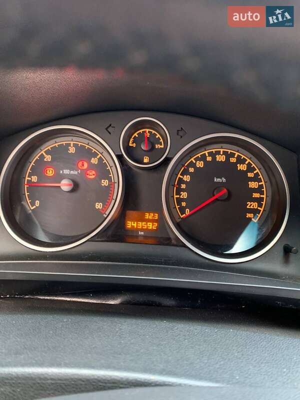 Минивэн Opel Zafira 2011 в Одессе